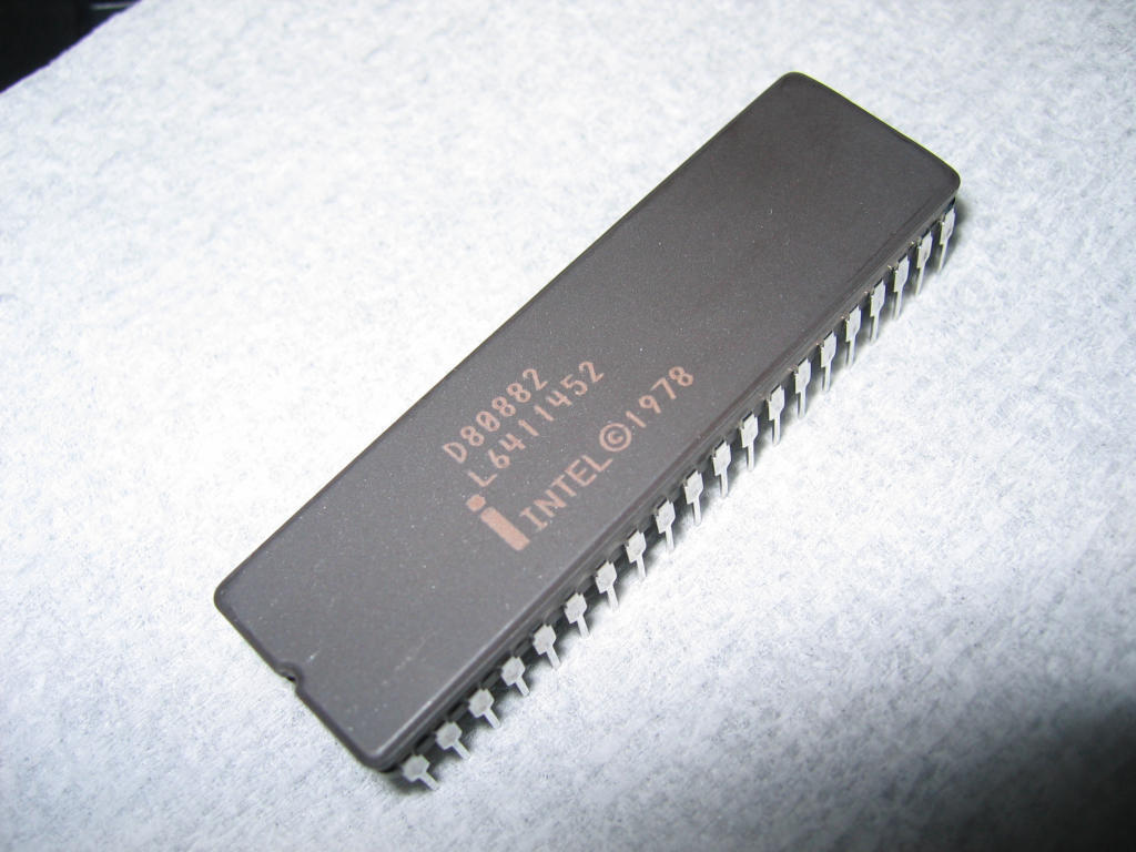Intel製x86互換プロセッサ（8088）で自作キューブPCを作る: 暫定ぶろぐ 